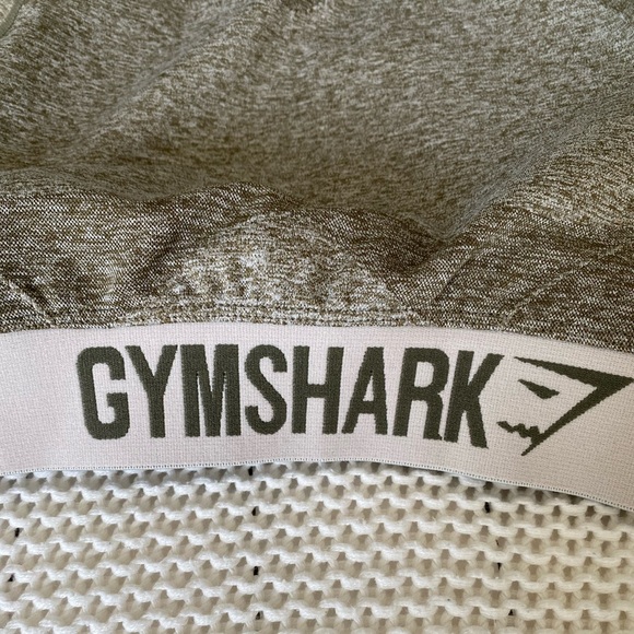 Gymshark Long Sleeve Crop Top - Picture 4 of 4